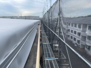 春日井市にて屋上防水工事＜塩ビシート機会固定工法＞施工後